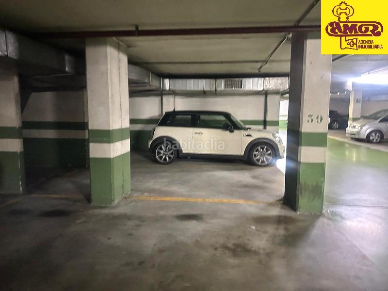 Foto 6dea1ba8-eec4-45c6-bcfa-2049284365d6. Parking voiture dans Ensanche - Sar Santiago de Compostela