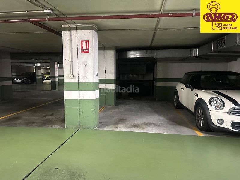 Foto cf492c18-3e99-4ff5-8fa1-a79aff683bab. Parking voiture dans Ensanche - Sar Santiago de Compostela