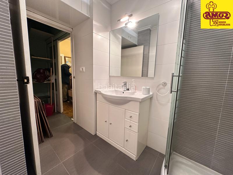 Foto 14580c2b-5506-4db2-923c-5efb1e45f417. Piso  en venta en plaza roja en Ensanche - Sar Santiago de Compostela