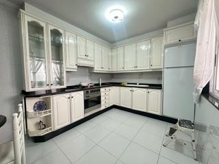 Chalet  Rúa de san lázaro. Agencia amor vende casa en calle san lázaro