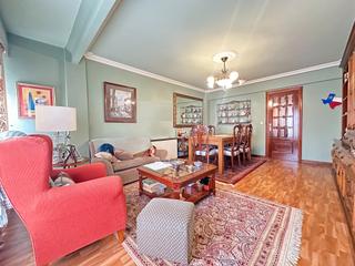 Appartement  Rúa de domingo a. de andrade. Agencia amor vende piso de tres dormitorios en la zona del políg