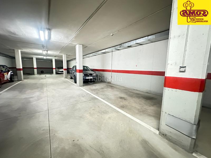 Foto 9f20449c-a652-40e1-8d4d-38061c25f62d. Parking coche garaje en venta en calle do castrón douro - ensanche en Santiago de Compostela