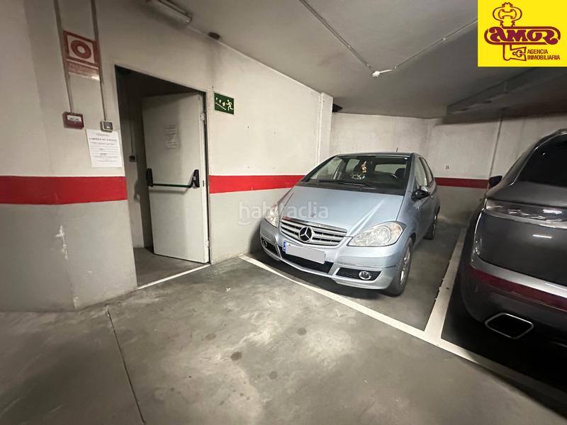 Foto e2f10f05-2a6c-46e0-84a8-70be41db1b1c. Parking coche garaje en venta en calle do castrón douro - ensanche en Santiago de Compostela