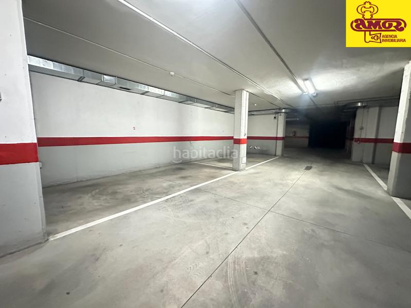 Foto ea0d257b-e408-4383-9306-8d05300a2973. Parking coche garaje en venta en calle do castrón douro - ensanche en Santiago de Compostela