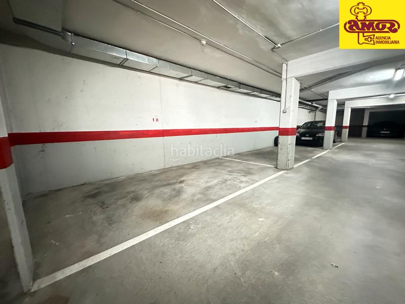 Foto fd97fbce-ab00-4169-8a99-10384a333772. Parking coche garaje en venta en calle do castrón douro - ensanche en Santiago de Compostela