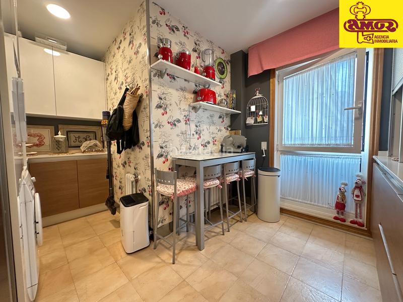 Foto 70a986da-8dc9-40fe-94e8-c75d91fcf4c3. Pis amb calefacció a Castiñeiriño - Cruceiro de Sar Santiago de Compostela