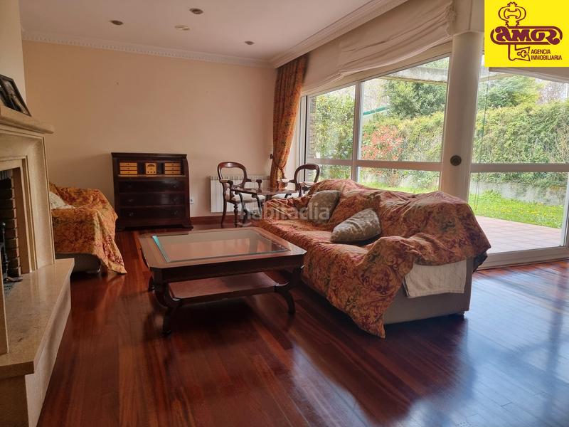 Foto 0a2f935b-939a-4e5a-8c9d-01ac35829437. Xalet amb aparcament piscina a Parroquias de Santiago Santiago de Compostela