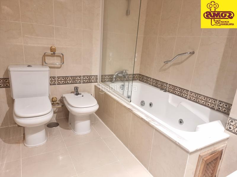 Foto 32235962-a51c-4529-a3d0-cd7cf8ebddc5. Xalet amb aparcament piscina a Parroquias de Santiago Santiago de Compostela