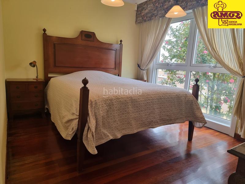 Foto 3c730a73-e492-43aa-8a5d-07a1d2fe2b6b. Xalet amb aparcament piscina a Parroquias de Santiago Santiago de Compostela