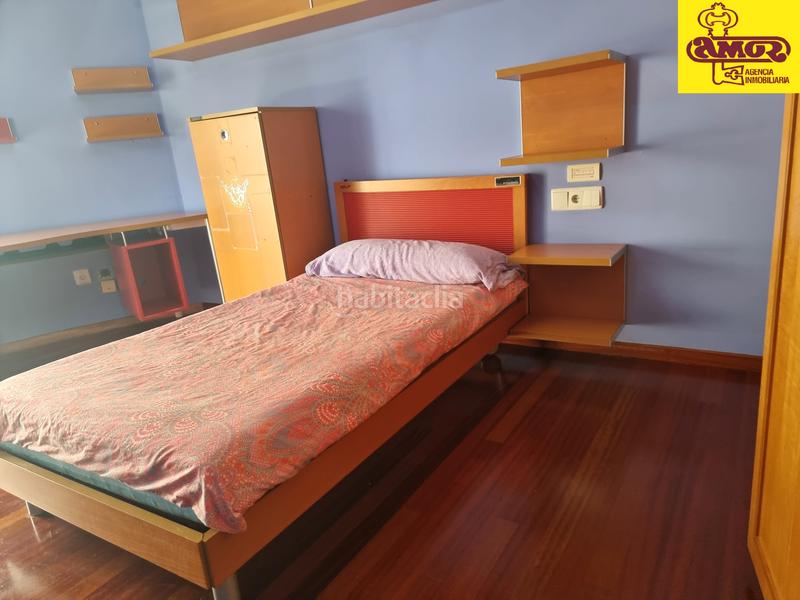 Foto 4ecc70da-adbe-4378-8752-cc75687a040a. Xalet amb aparcament piscina a Parroquias de Santiago Santiago de Compostela