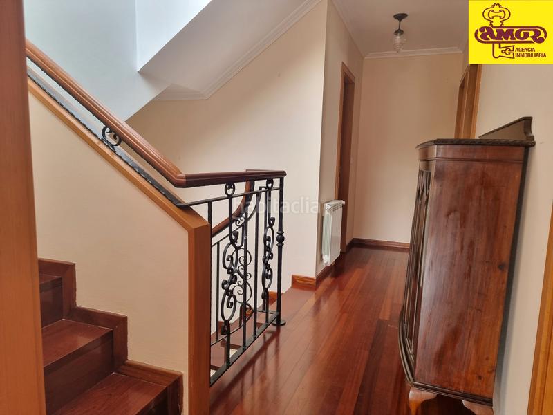 Foto 64ad2b2b-ac66-425c-bde2-4eefe0ffda8a. Xalet amb aparcament piscina a Parroquias de Santiago Santiago de Compostela