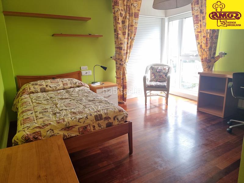 Foto c5bc0a22-3a27-4202-844f-b0760bececa0. Xalet amb aparcament piscina a Parroquias de Santiago Santiago de Compostela