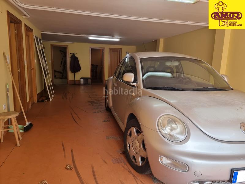 Foto fe45dadf-ecf8-44d4-8509-ee135a247c0f. Xalet amb aparcament piscina a Parroquias de Santiago Santiago de Compostela