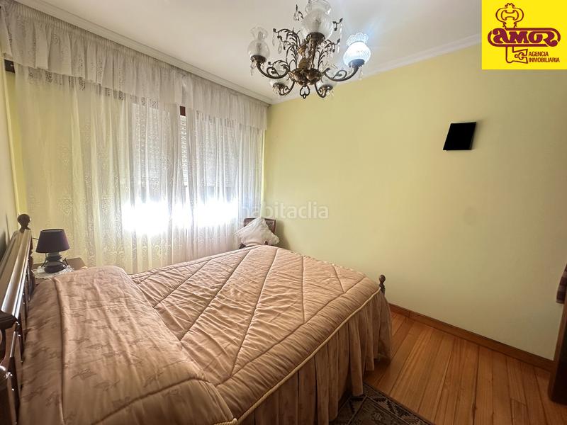 Foto 0b65e77c-f7fa-4b9e-9d14-491ad72a60f6. Casa amb calefacció aparcament a Castiñeiriño - Cruceiro de Sar Santiago de Compostela