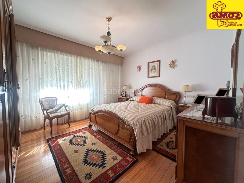 Foto 32b3db12-1423-4dc6-8de3-feeabf56948e. Casa amb calefacció aparcament a Castiñeiriño - Cruceiro de Sar Santiago de Compostela