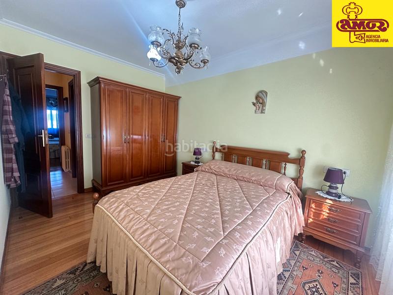 Foto 72fa8047-01a2-4f5f-be63-87a04c947bbc. Casa amb calefacció aparcament a Castiñeiriño - Cruceiro de Sar Santiago de Compostela