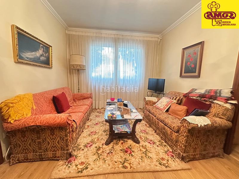 Foto a5ed01b3-b6de-49ee-89fd-d15e21aec8dd. Appartamento con riscaldamento in Ensanche - Sar Santiago de Compostela