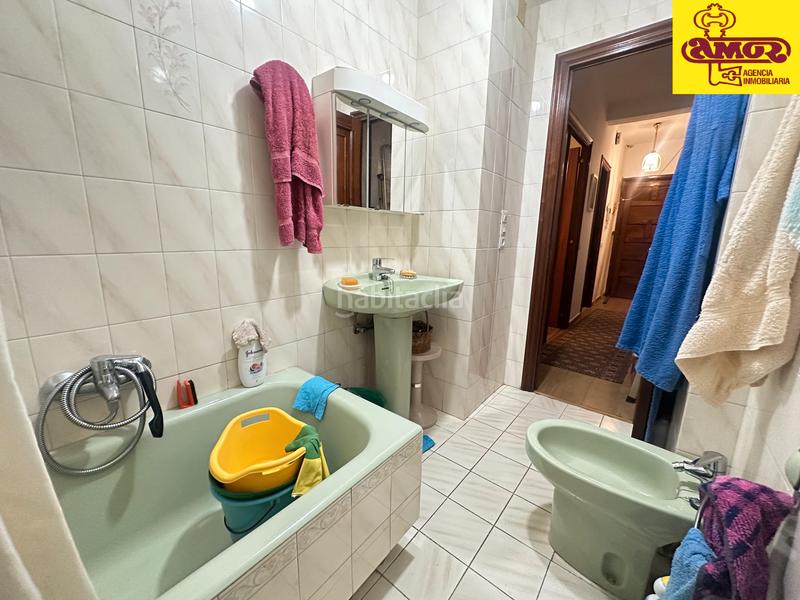 Foto b2900fde-54c9-484e-8f08-a6dce8b338c7. Appartamento con riscaldamento in Ensanche - Sar Santiago de Compostela