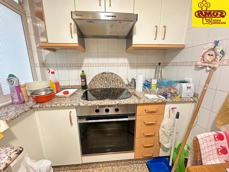 Foto f15d279d-e43b-4d6f-b082-58ecacd2dfa2. Appartamento con riscaldamento in Ensanche - Sar Santiago de Compostela