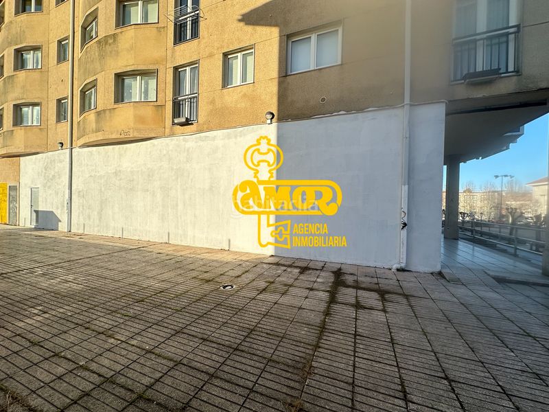 Foto 2221e46b-a0b7-4469-ac38-aff86361422d. Local comercial a Bertamirans Ames