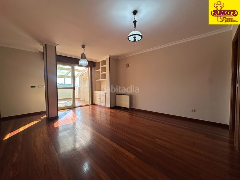 Foto 0196b705-e1c0-4a9c-bc78-b0b8b97d850a. Piso ático en venta en calle do hórreo - en Ensanche - Sar Santiago de Compostela