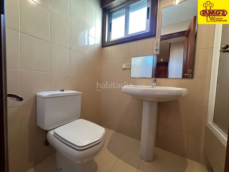 Foto 392c52fb-807a-4376-b3ea-35244ea47cb3. Piso ático en venta en calle do hórreo - en Ensanche - Sar Santiago de Compostela