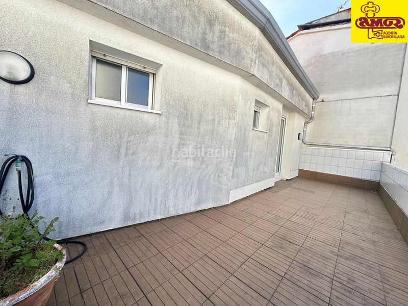 Foto 9d5c1772-ec18-49e5-b73c-dbd5f594b909. Piso ático en venta en calle do hórreo - en Ensanche - Sar Santiago de Compostela