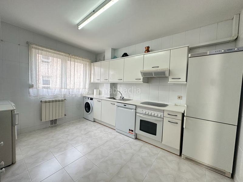 Foto 02f95b49-4ef8-43d5-94b1-2e2d02ba6c8b. Pis amb calefacció aparcament a Bertamirans Ames