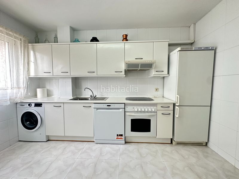 Foto 1c9fc94f-a739-4d3e-99bf-8118b8545004. Pis amb calefacció aparcament a Bertamirans Ames