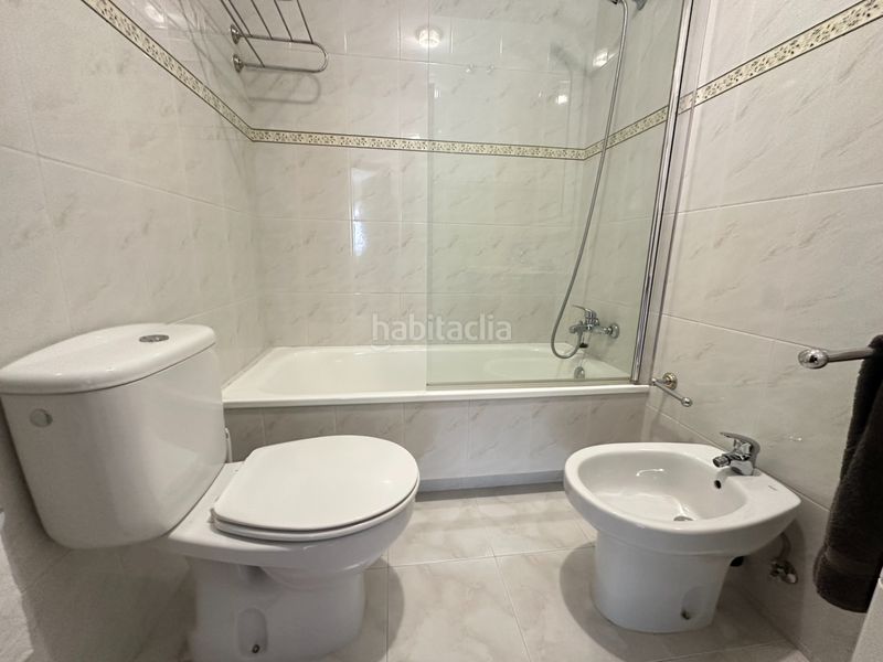 Foto 3683bf00-10ca-48e9-a02f-fc90ac95367b. Pis amb calefacció aparcament a Bertamirans Ames