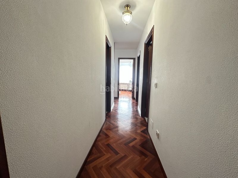 Foto 5e62adec-ea39-4949-8ac4-a72871e36fe0. Pis amb calefacció aparcament a Bertamirans Ames