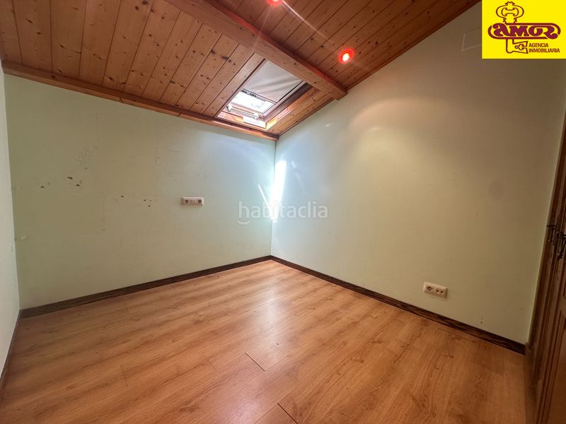 Foto 25a6fb09-e20e-46e7-a117-3aaaa81c21c3. Casa amb aparcament a Bertamirans Ames