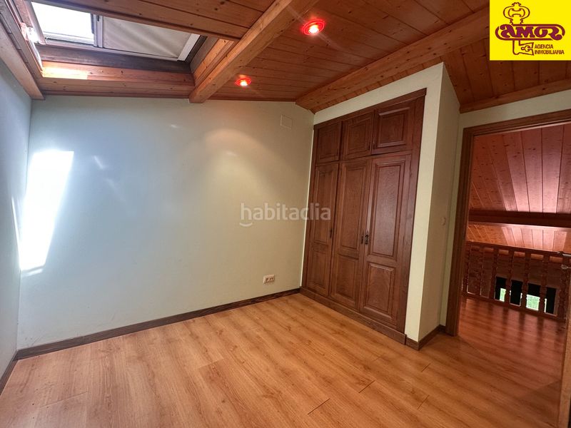 Foto a4fb3fc8-947d-4482-ac5d-dfc1b23d5c79. Casa amb aparcament a Bertamirans Ames