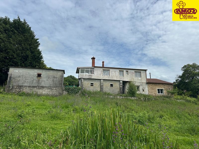 Foto a4b6a051-518c-43b6-861e-a52746952c25. Casa amb aparcament a Pino (O)