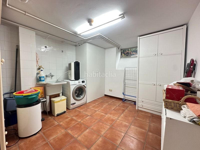 Foto e1e91257-3bdb-4290-9ef0-474d6cf360d8. Xalet amb calefacció aparcament piscina a Parroquias de Santiago Santiago de Compostela
