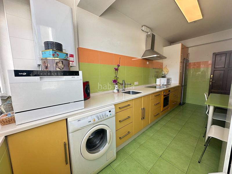 Foto 12fed411-78ce-4f8b-92fd-f0556208f9f1. Piso  en venta en san pedro de mezonzo - plaza roja en Santiago de Compostela