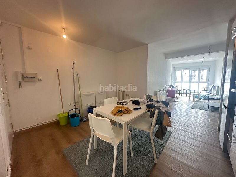 Foto 052b4a77-061e-4609-9ba9-8a461d058ca6. Rent flat with heating in Ensanche - Sar Santiago de Compostela