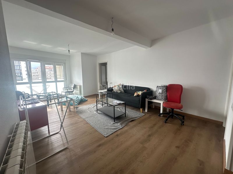 Foto 2e3b54ab-5a30-4b4d-acca-e22a0b94337a. Rent flat with heating in Ensanche - Sar Santiago de Compostela