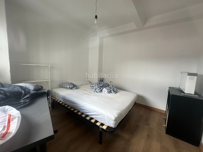 Foto 8cbc5c85-069f-4fa0-8aaa-1535fd3ecf16. Rent flat with heating in Ensanche - Sar Santiago de Compostela