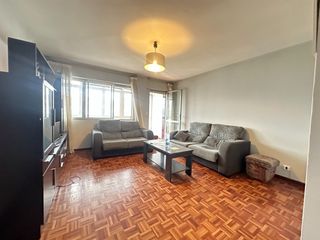 Lloguer Pis  Avenida de romero donallo. Agencia amor alquila piso 3 dormitorios muy amplio muy proximo a