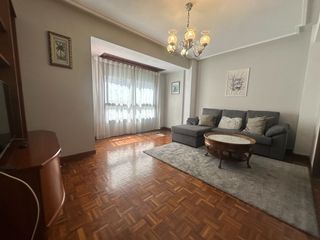 Rent Flat  Rúa da república de el salvador. Agencia amor alquila piso en pleno centro en calle rep. salvador
