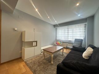 Location Appartement  Rúa de santiago de chile. Agencia amor alquila piso reformado en calle santiago ed chile d