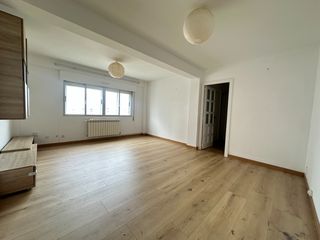 Rent Flat  Rúa doutor maceira. Agencia amor alquila piso en calle doutor maceira  (santa marta)