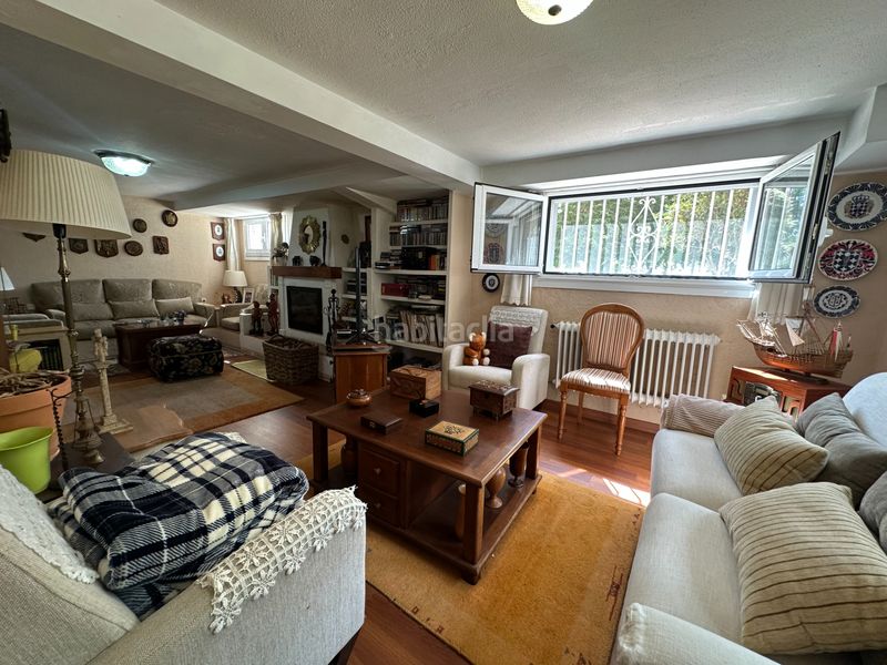 Foto 57d28a56-f0e4-4a39-88fb-425155705f6e. Chalet  independiente en cacheiras - concello . en Teo