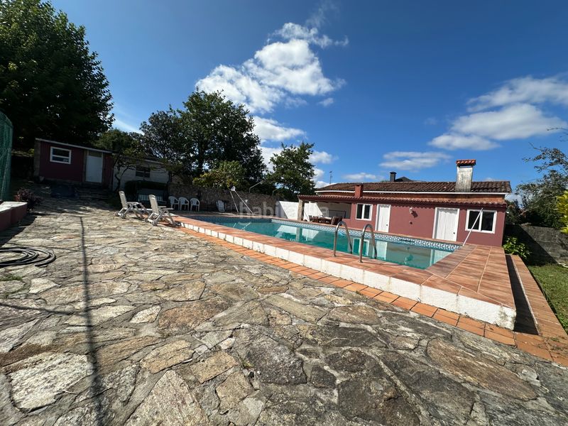 Foto 79cfcd84-e0b9-45e1-b4fd-c9f4476f0947. Chalet  independiente en cacheiras - concello . en Teo