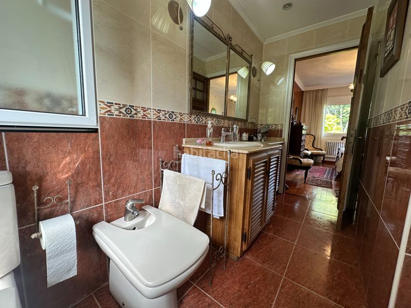 Foto c06f58b8-b63d-4a90-a02e-93341230d32c. Chalet  independiente en cacheiras - concello . en Teo