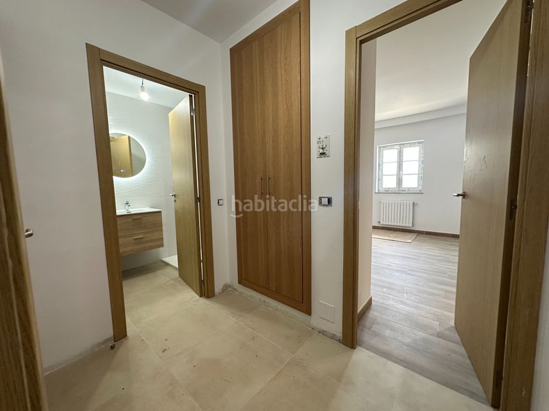 Foto aedd3825-74ca-4a53-8816-6b8ba6381038. Pis amb calefacció a Ensanche - Sar Santiago de Compostela