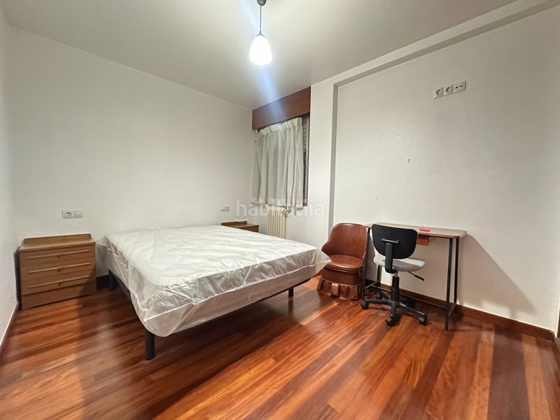 Foto 1df862aa-9087-4140-8d34-32da908198fa. Rent flat with heating in Ensanche - Sar Santiago de Compostela
