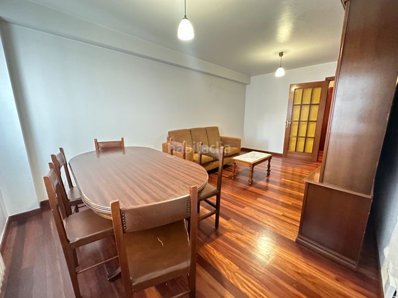Foto 698fd1bf-7640-4a07-ace8-33ee6c3f6488. Rent flat with heating in Ensanche - Sar Santiago de Compostela