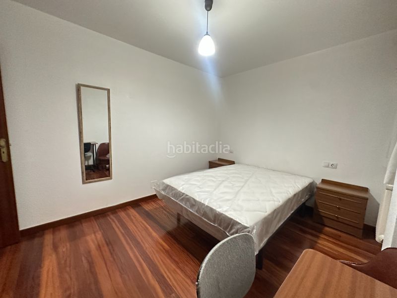 Foto a5b37c0a-1cc7-462e-bcc8-5751f035a9ce. Rent flat with heating in Ensanche - Sar Santiago de Compostela